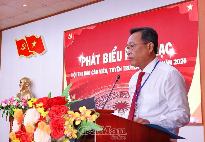 Đồng chí Phan Hoàng Giang, Phó Bí thư Thường trực Đảng ủy phường, Trưởng ban Tổ chức hội thi, phát biểu khai mạc.