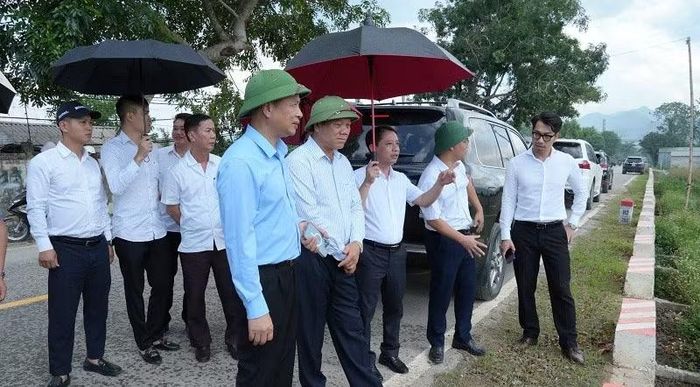 Doanh nghiệp thành viên Hiệp hội Doanh nghiệp tỉnh Điện Biên khảo sát thực địa khu đất xã Thanh Yên kêu gọi đầu tư dự án nhà ở xã hội.