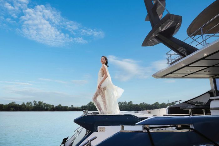 Với địa thế nằm trên đảo tự nhiên, Elyse Island là nơi chủ nhân tĩnh tại thưởng lãm trọn vẹn những khoảnh khắc sống riêng tư