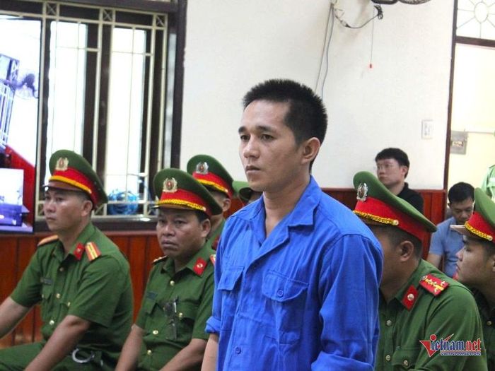 Bị cáo Lê Văn Ân bị tuyên phạt tổng cộng 26 năm tù. Ảnh: Trần Hoàn
