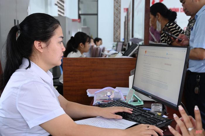 Dịch vụ công trực tuyến đã được triển khai đồng bộ tới 100% xã, phường.
