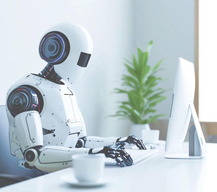Nghiên cứu, sản xuất robot hình người là một trong số các lĩnh vực được ưu tiên đầu tư và thành quả tốt.