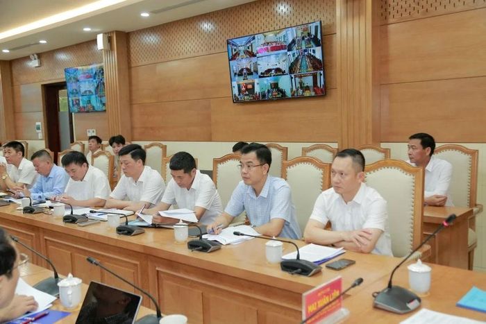 Các đại biểu tham dự hội nghị.