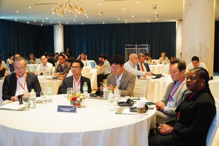 Đại biểu tham dự phiên đối thoại. Ảnh: TÂM ĐAN