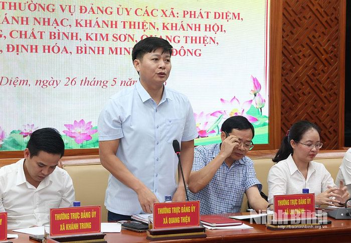 Đại diện lãnh đạo xã Quang Thiện phát biểu tại hội nghị.