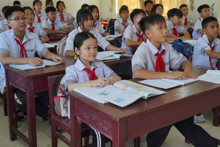 Hải Yến thêm tự tin hòa nhập và học tập tại trường nhờ sự yêu thương, đồng hành của thầy cô và các bạn.