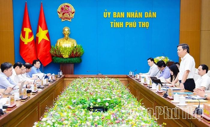Quang cảnh buổi làm việc.