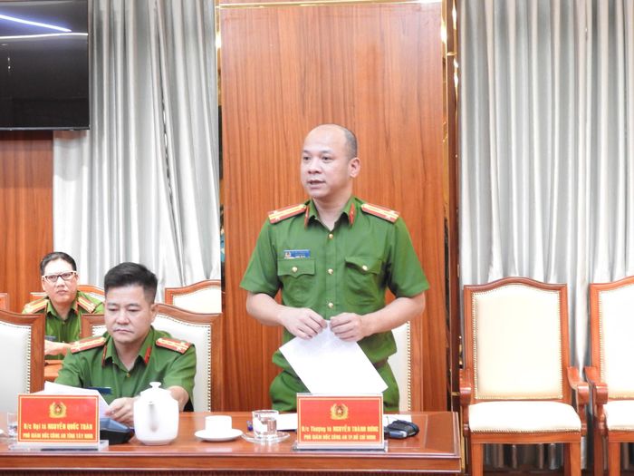  Thượng tá Nguyễn Thành Hưng, Phó Giám đốc Công an TPHCM thông tin tại buổi họp báo