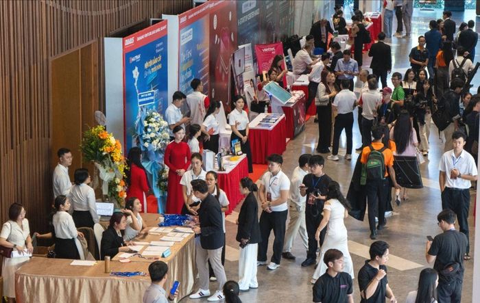  Các doanh nghiệp khởi nghiệp giới thiệu sản phẩm đến các quỹ đầu tư tại diễn đàn 