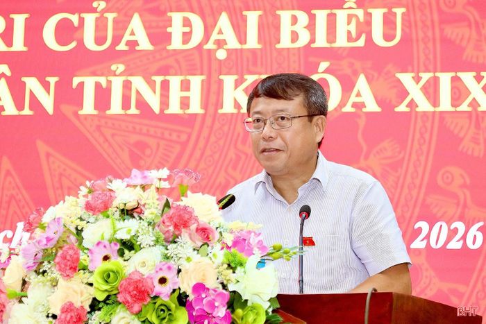 Ông Dương Tất Thắng - Ủy viên BTV Tỉnh ủy, Phó Chủ tịch Thường trực HĐND tỉnh phát biểu tại hội nghị.