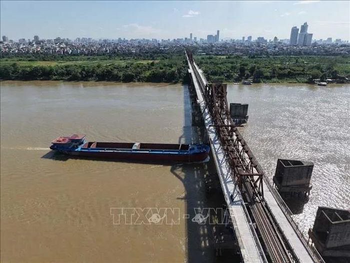 Cầu Long Biên sẵn sàng thông xe từ 0h ngày 28-5 sau gần 2 tháng sửa chữa.