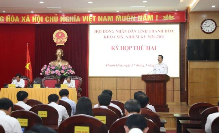 Phó Bí thư Thường trực Tỉnh ủy, Chủ tịch HĐND tỉnh Nguyễn Hồng Phong phát biểu bế mạc kỳ họp.
