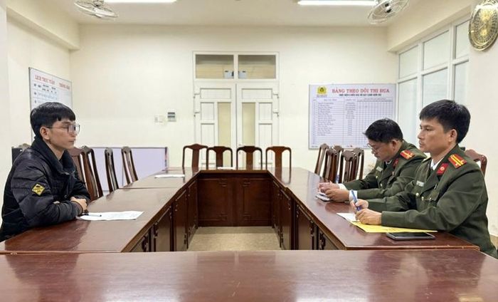 Công an thành phố lấy lời khai các đối tượng nhằm tiếp tục mở rộng điều tra