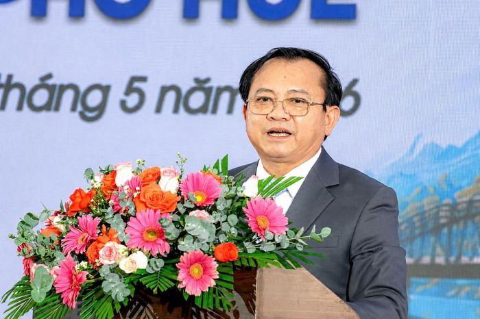 Thứ trưởng Bộ Tài chính Lê Tấn Cận phát biểu tại buổi lễ.