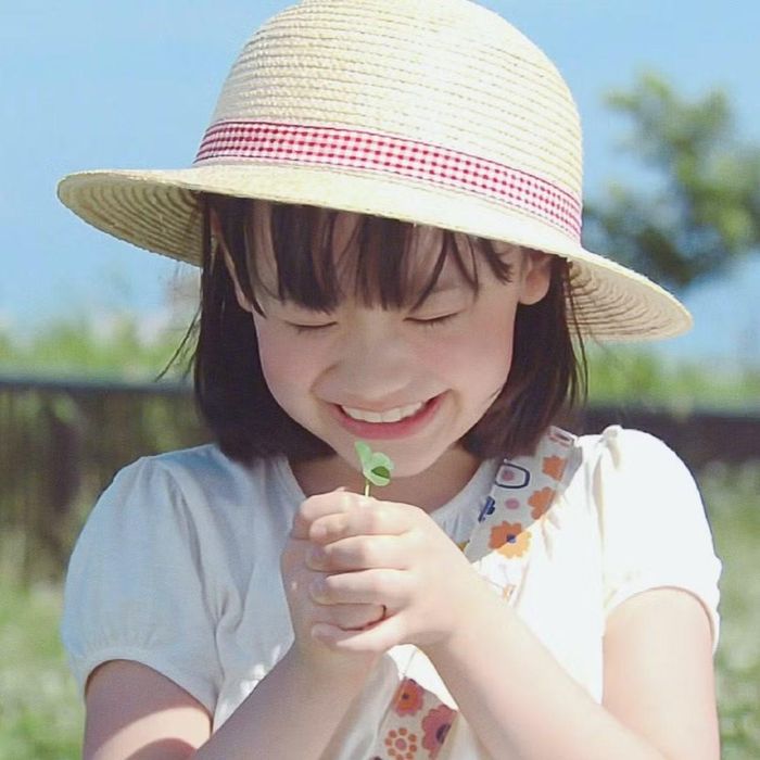 Ashida Mana đã nổi tiếng từ khi còn rất nhỏ.