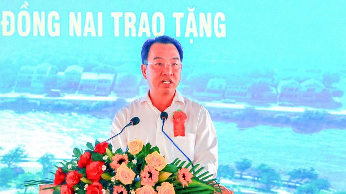  Ông Lữ Quang Ngời, Chủ tịch UBND tỉnh Cà Mau phát biểu tại lễ khởi công. Ảnh: BT 