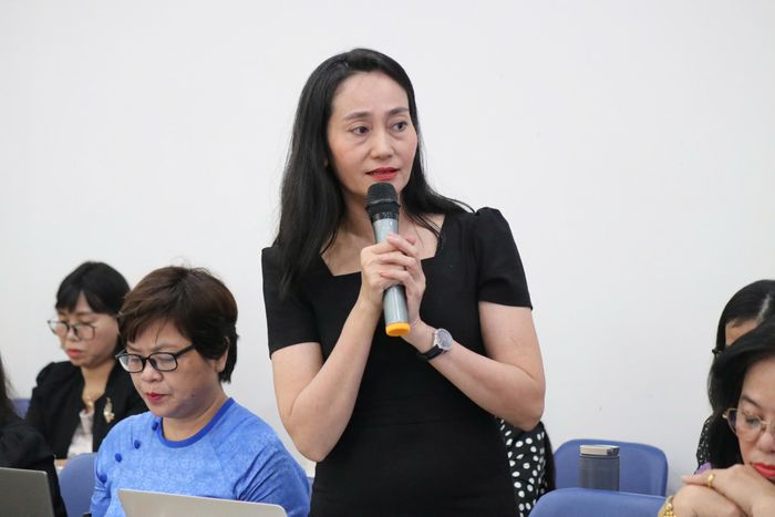  NSƯT Hạnh Thúy phát biểu tại hội thảo. Ảnh: HẢI NHI 