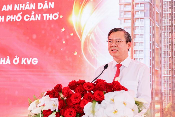  Ông Trương Cảnh Tuyên, Phó Bí thư Thành ủy, Chủ tịch UBND phố Cần Thơ 