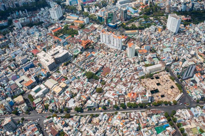 Khu Mả Lạng còn được gọi là tứ giác Nguyễn Cư Trinh, giới hạn bởi 4 tuyến đường Nguyễn Trãi - Cống Quỳnh - Trần Đình Xu - Nguyễn Cư Trinh. Ảnh: Quỳnh Danh.