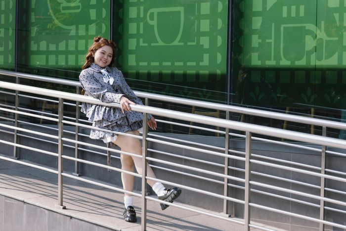 Cô gái trẻ mất 2 năm đầu để học từ những phiên live ít người xem, dần tích lũy kinh nghiệm và xây dựng cộng đồng riêng.