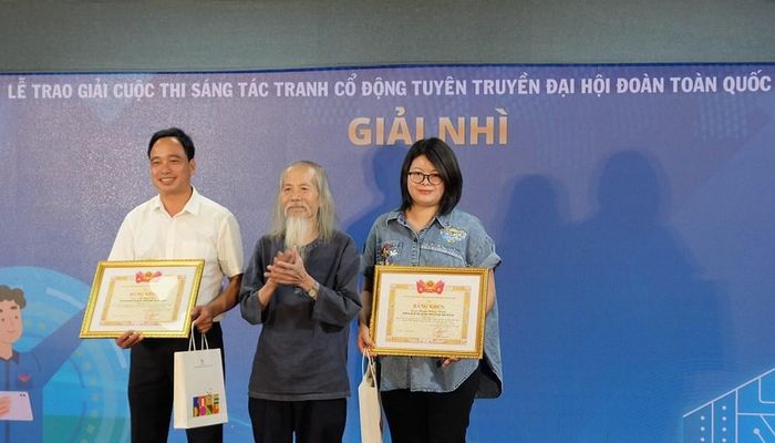 Các tác giả đạt giải Nhì