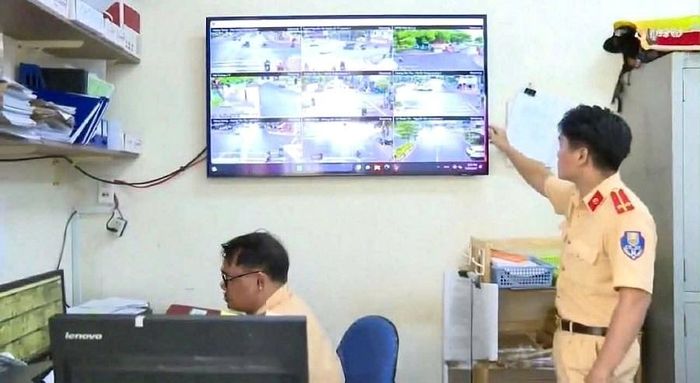Phòng CSGT Công an tỉnh Gia Lai kiểm tra tình hình trật tự an toàn giao thông trên các tuyến đường qua hệ thống camera