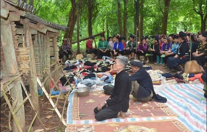 Nghi lễ Đông Sửa hay còn gọi là lễ cúng rừng thiêng, nét văn hóa tâm linh lâu đời của người Thái