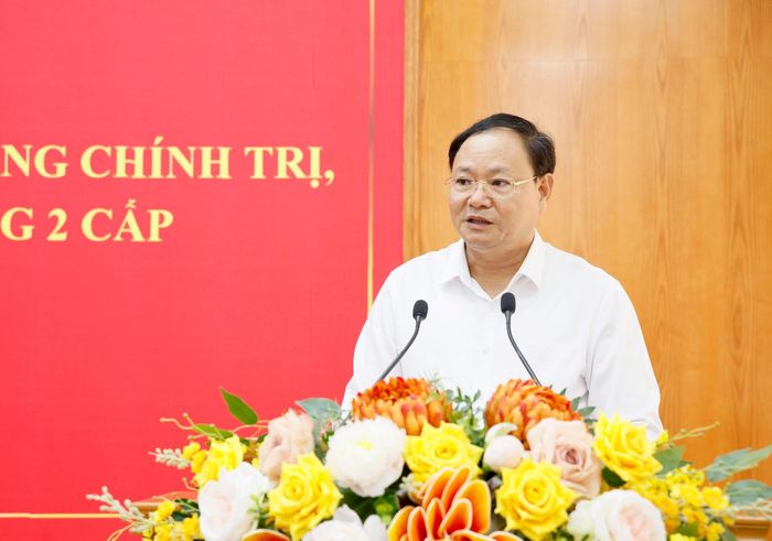 Bí thư Tỉnh ủy Lê Minh Ngân phát biểu kết luận hội nghị. Ảnh: Báo và Phát thanh, truyền hình Lai Châu.