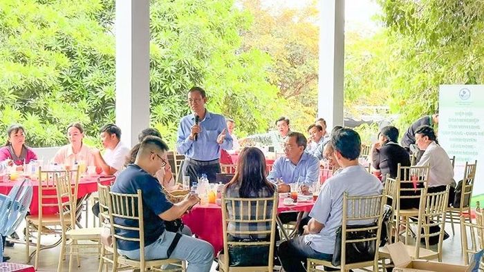 Lãnh đạo tỉnh Vĩnh Long phát biểu tại chương trình.
