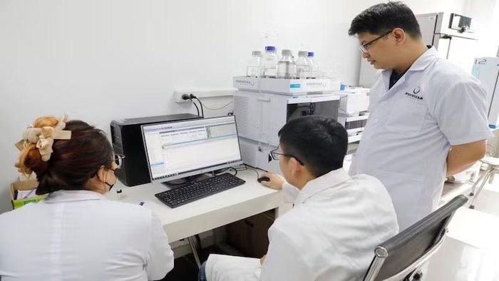 Hoạt động nghiên cứu khoa học tại Đại học Phenikaa.