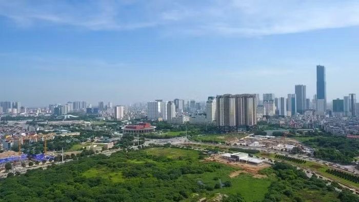 Một góc trung tâm Hà Nội. (Ảnh DUY LINH)