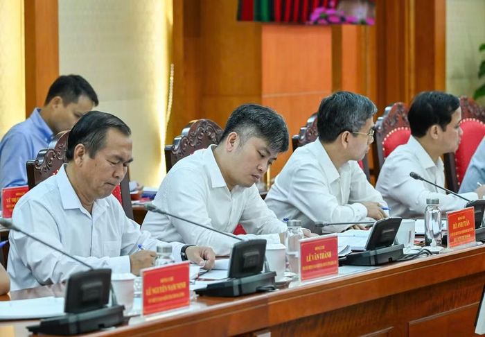 Đại diện các ban Đảng Trung ương dự hội nghị. (Ảnh: DUY LINH)