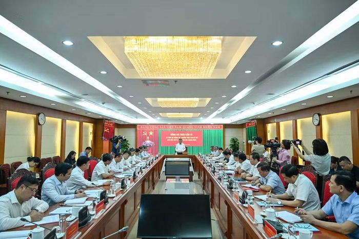 Các đại biểu tập trung đánh giá kết quả công tác từ đầu năm 2026 và nhiệm vụ trọng tâm thời gian tới. (Ảnh: DUY LINH)