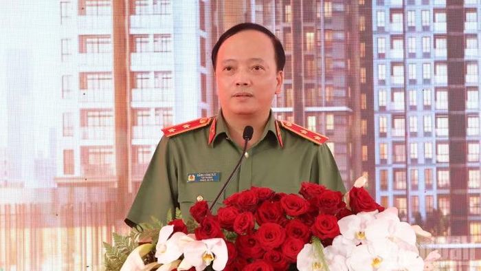 Trung tướng Đặng Hồng Đức, Thứ trưởng Công an phát biểu tại lễ khởi công.