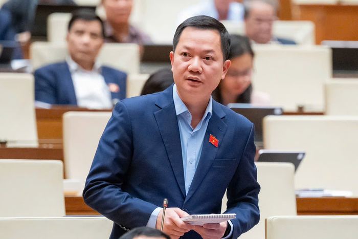  Đại biểu Quốc hội Trịnh Xuân An, Ủy viên chuyên trách Ủy ban Quốc phòng, An ninh, Đối ngoại của Quốc hội.