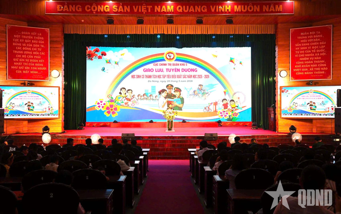 Quang cảnh chương trình.