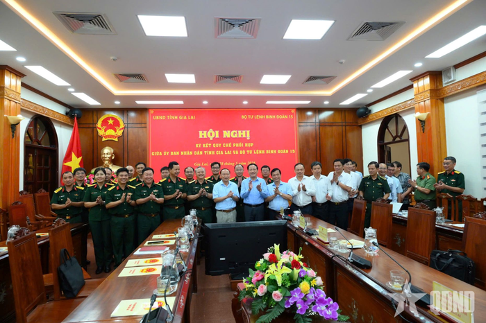Các đại biểu tham dự hội nghị. 