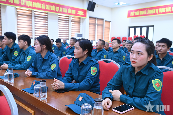  Các đại biểu dự khai mạc.