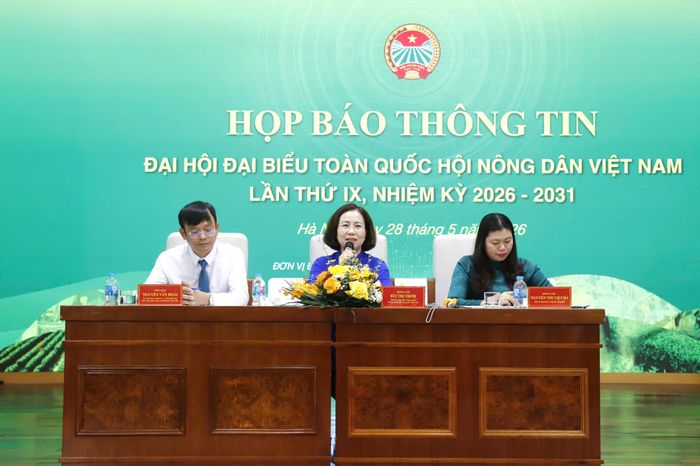  Đại diện Hội Nông dân Việt Nam trả lời các câu hỏi của báo chí 
