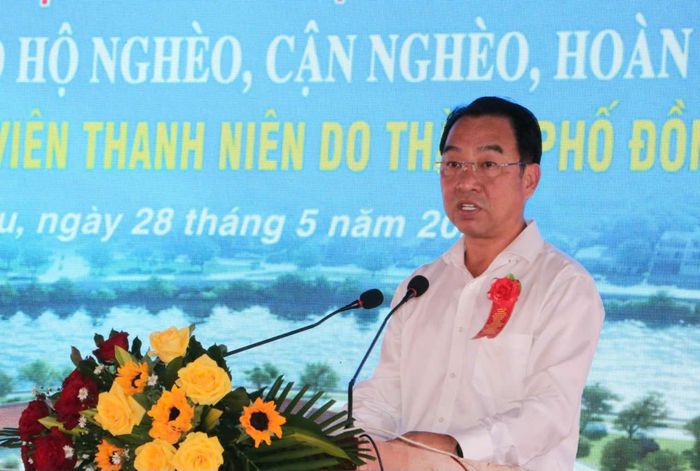  Chủ tịch UBND tỉnh Cà Mau Lữ Quang Ngời phát biểu tại buổi lễ 
