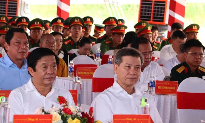  Đồng chí Lê Minh Trí dự lễ động thổ xây dựng Đền tưởng niệm Anh hùng liệt sĩ và người có công tỉnh Cà Mau 