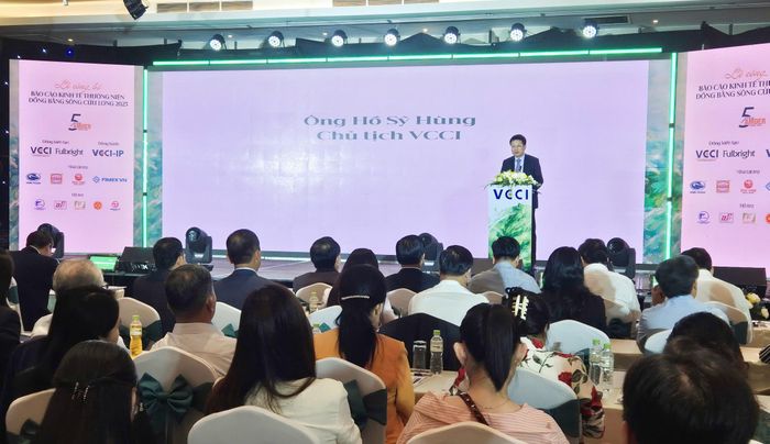 PGS-TS Hồ Sỹ Hùng, Chủ tịch VCCI phát biểu tại lễ công bố