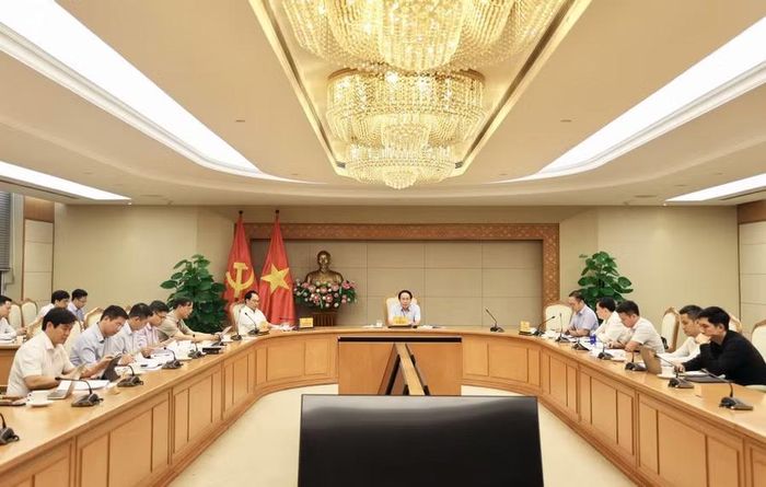 Phó Thủ tướng Lê Tiến Châu chủ trì cuộc họp. Ảnh: VGP/Thu Sa.