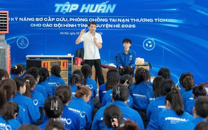 Hoạt động tập huấn kỹ năng sơ cấp cứu, phòng chống tai nạn thương tích cho các tình nguyện viên. Ảnh: CTV