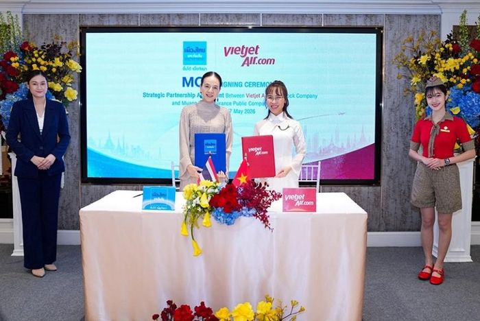 Ký kết tại Bangkok đánh dấu cuộc gặp gỡ đầy cảm hứng giữa hai nữ lãnh đạo có tầm ảnh hưởng tại Đông Nam Á: Madam Pang và Tiến sĩ Nguyễn Thị Phương Thảo.