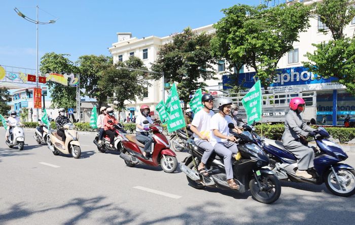 Hoạt động diễu hành góp phần lan tỏa thông điệp “Nói không với thuốc lá” đến cộng đồng.