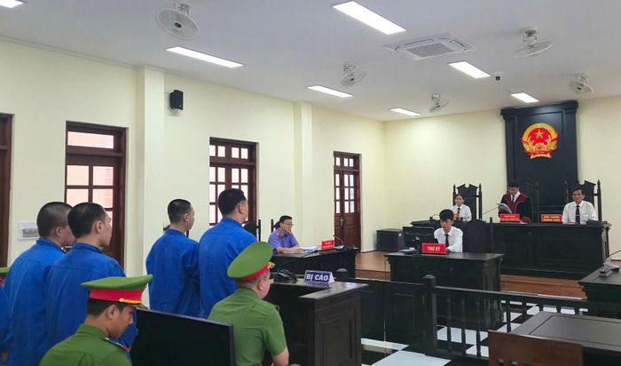 Quang cảnh phiên tòa.
