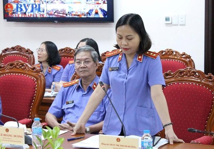  Đại biểu tham dự trình bày tham luận.