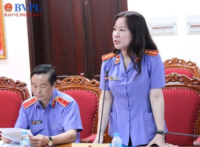  Đại biểu tham dự trình bày tham luận.