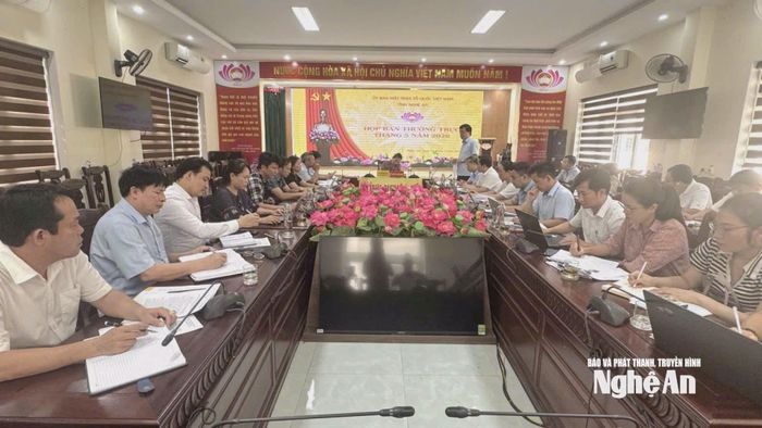 Toàn cảnh buổi họp. Ảnh: Nguyễn Toàn